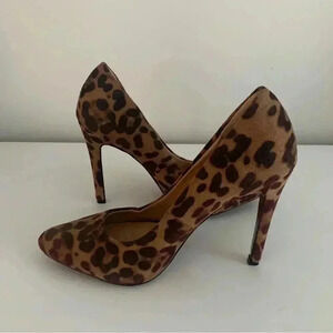 Leopard print animal print pumps high heel  shoes - Sz 7